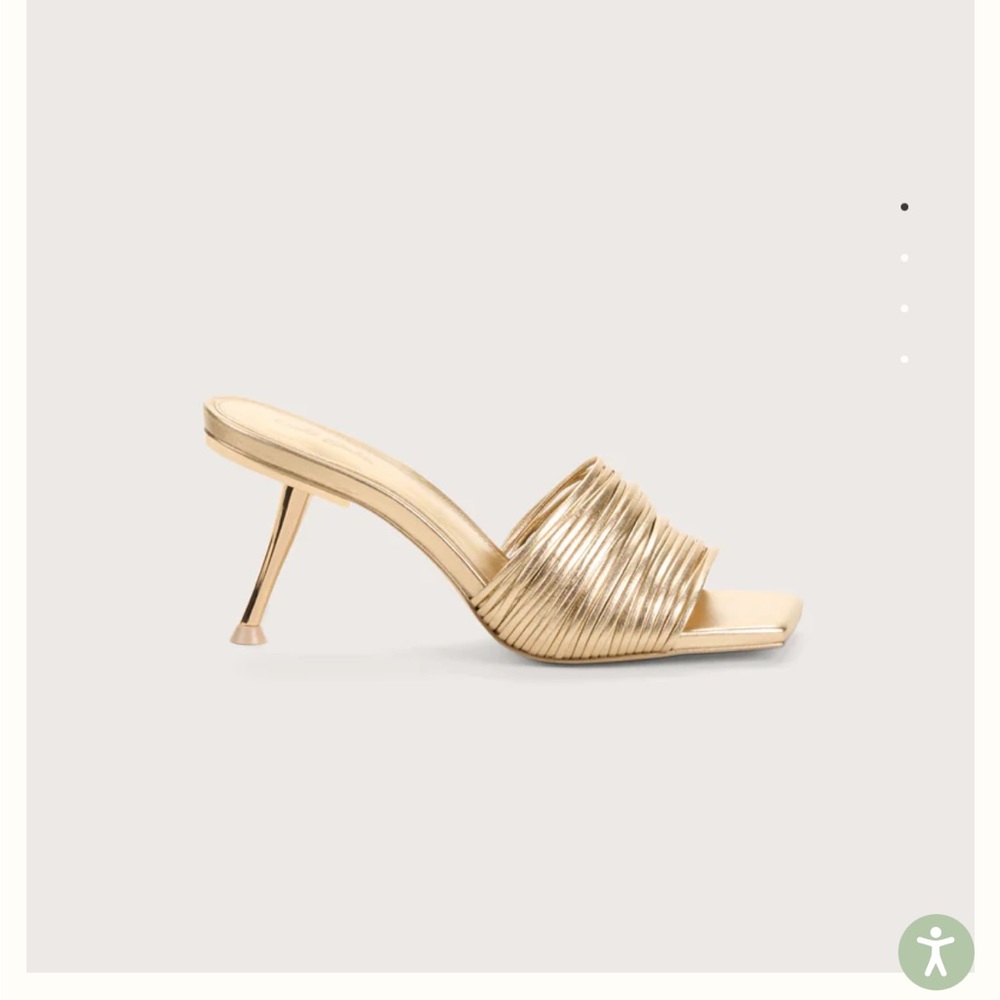 Cult Gaia Giana Sandal, NEVER WORN ✨✨